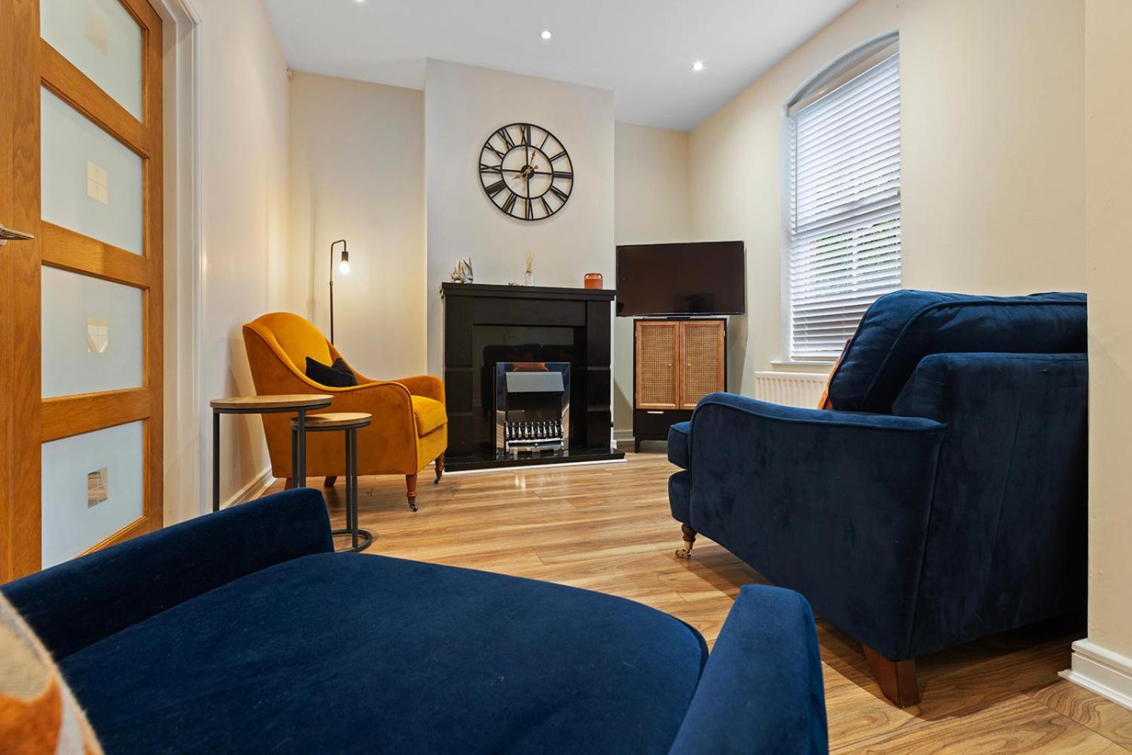 Riverside Townhouse אנטרים מראה חיצוני תמונה